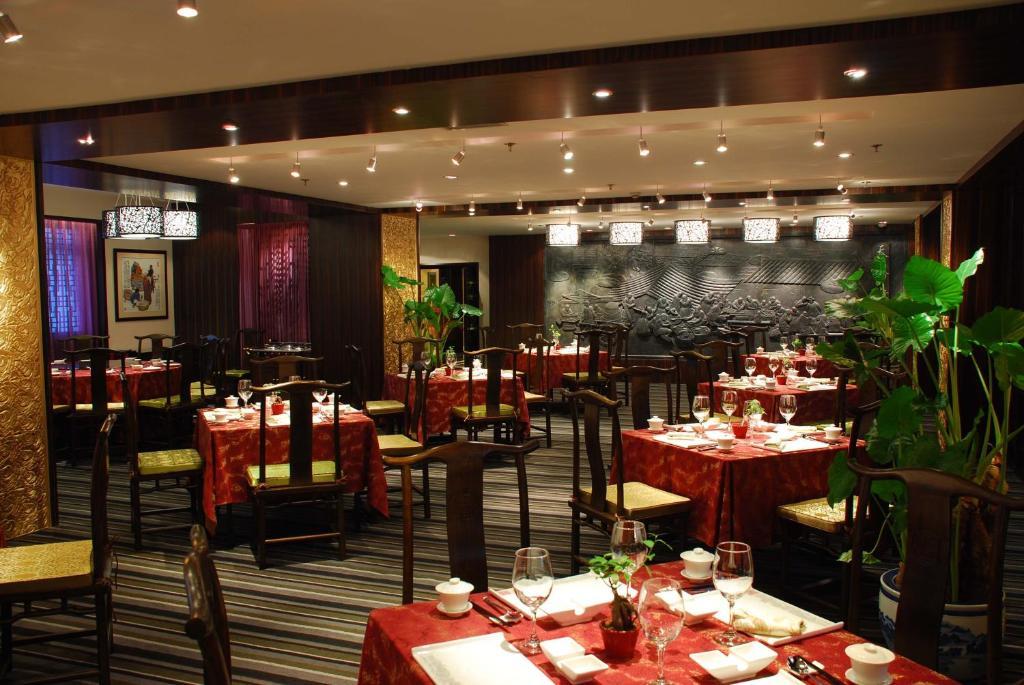 Beijing Rainbow Hotel エクステリア 写真